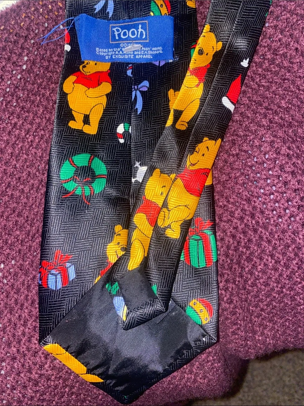 Vintage men’s Black Winnie the Pooh Holiday Tie